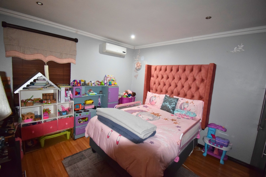 To Let 4 Bedroom Property for Rent in Jim Fouchepark Free State